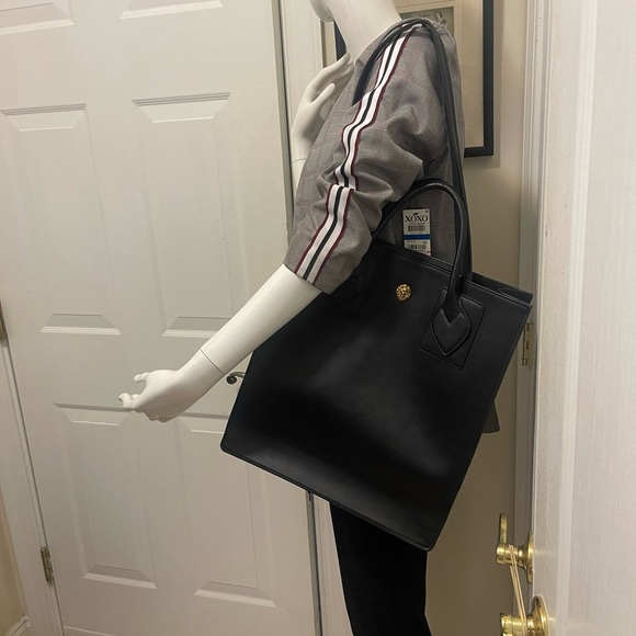 Anne Klein gorgeous new condition long shape bag with Gold-Tone Hardware - Picture 1 of 13